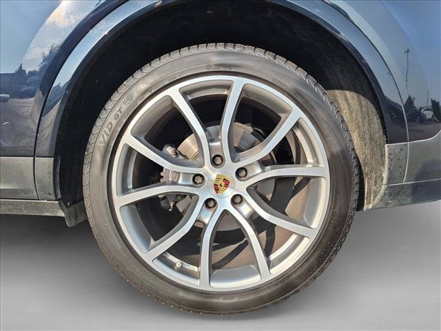 Used 2019 Porsche Cayenne AWD/4WD image 9