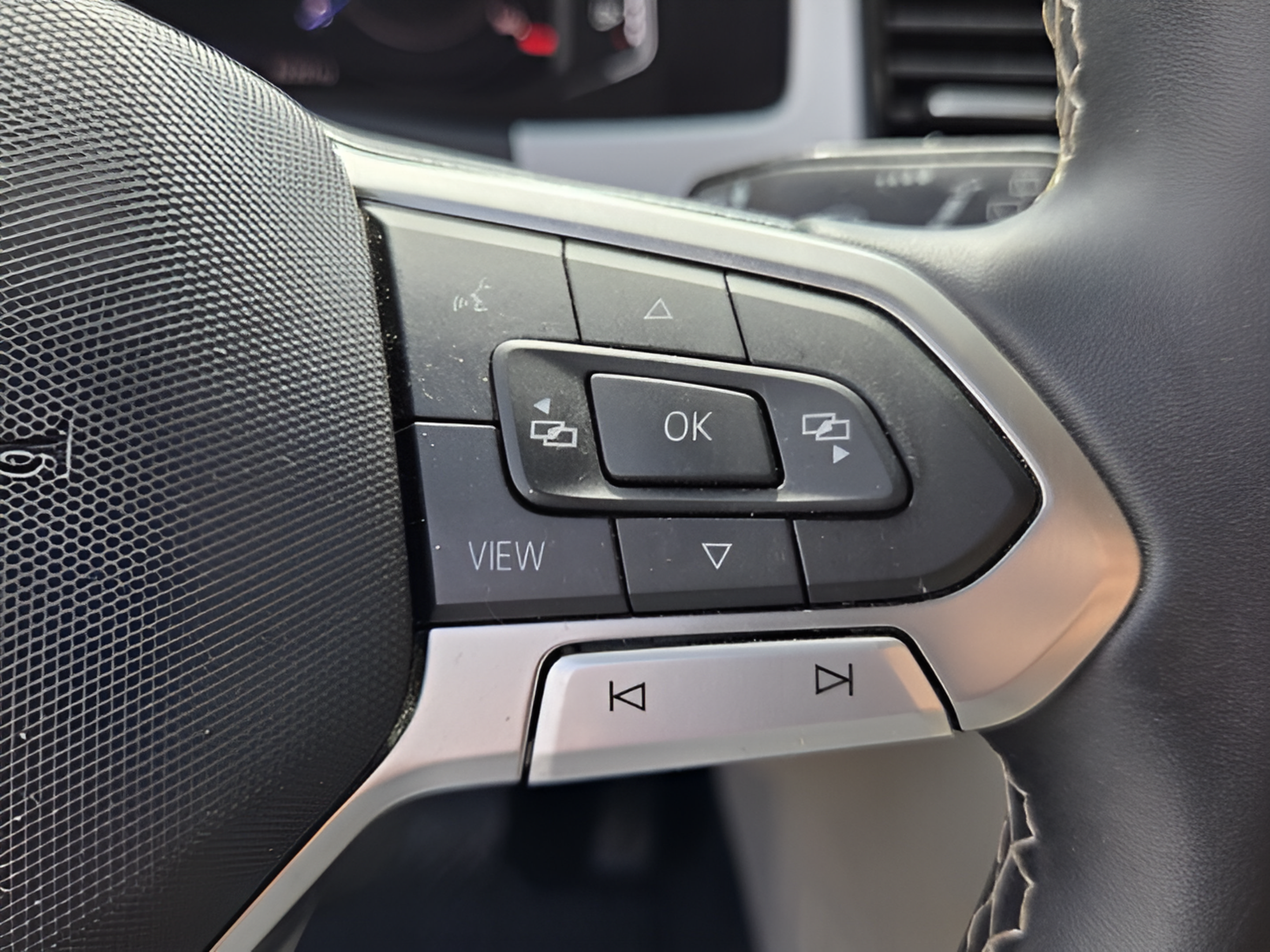 Used 2022 Volkswagen Atlas SE FWD image 25