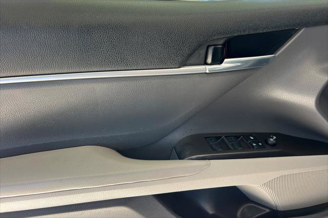 Certified 2022 Toyota Camry SE FWD image 12