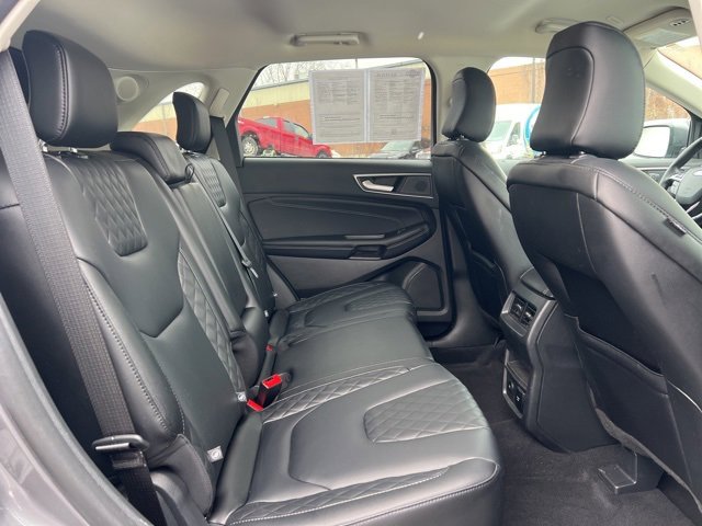 Used 2024 Ford Edge Titanium image 14