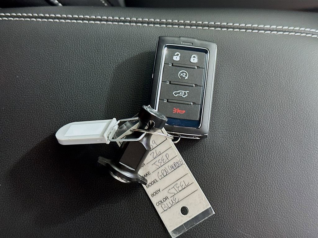 New 2026 Jeep Grand Cherokee L Limited image 21