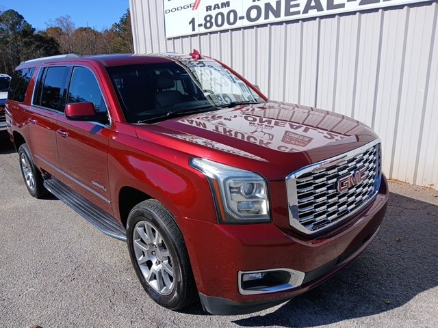 Used 2020 GMC Yukon XL Denali image 1