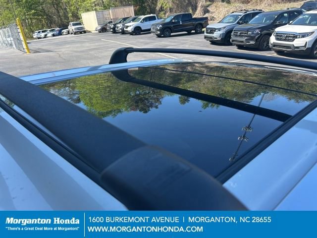 Used 2015 Toyota Highlander Limited Platinum AWD/4WD image 12