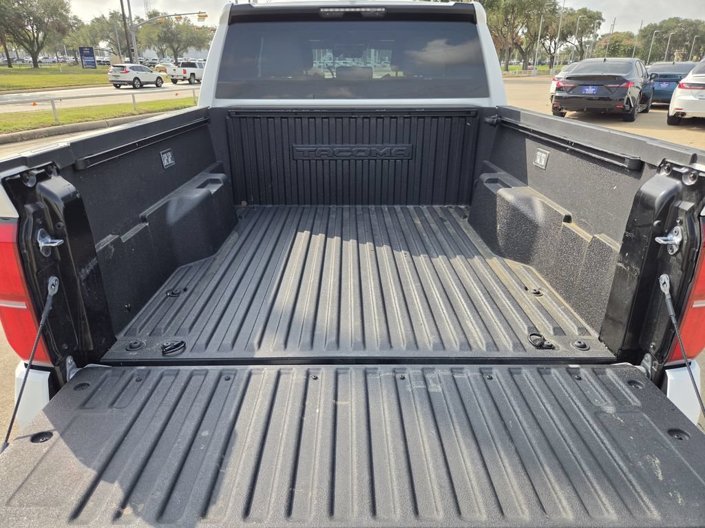 Used 2026 Toyota Tacoma SR5 RWD image 28
