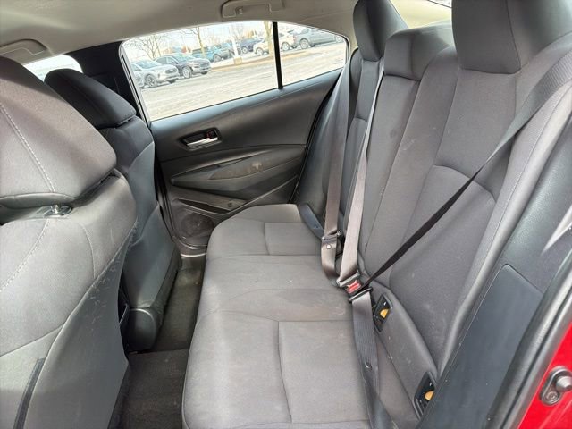 Used 2021 Toyota Corolla LE image 12