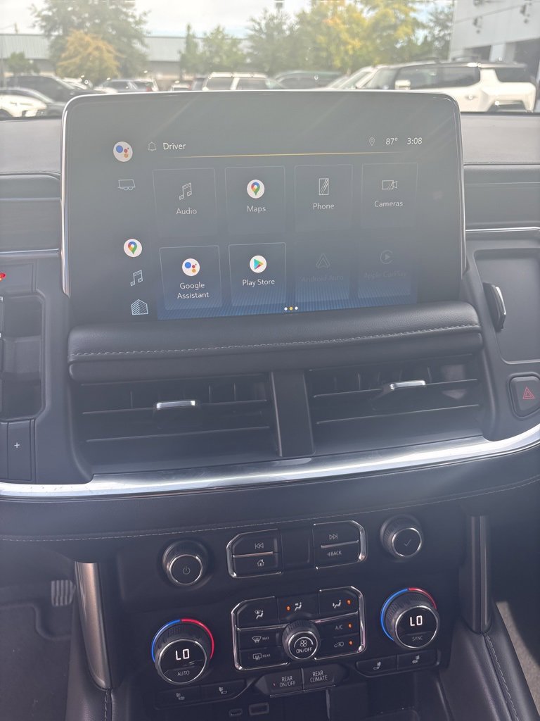 Used 2022 Chevrolet Suburban Z71 image 30