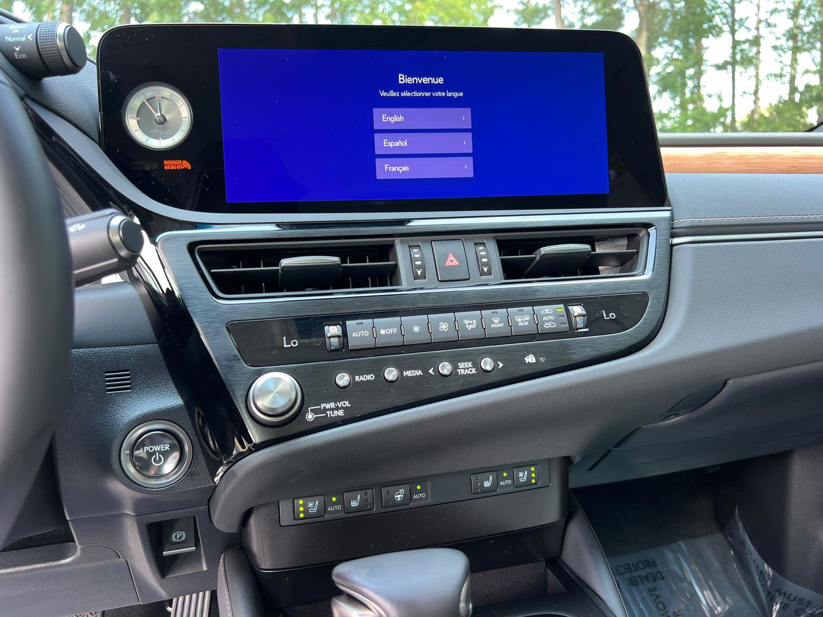 New 2025 Lexus ES 300h w/ Premium Package image 22