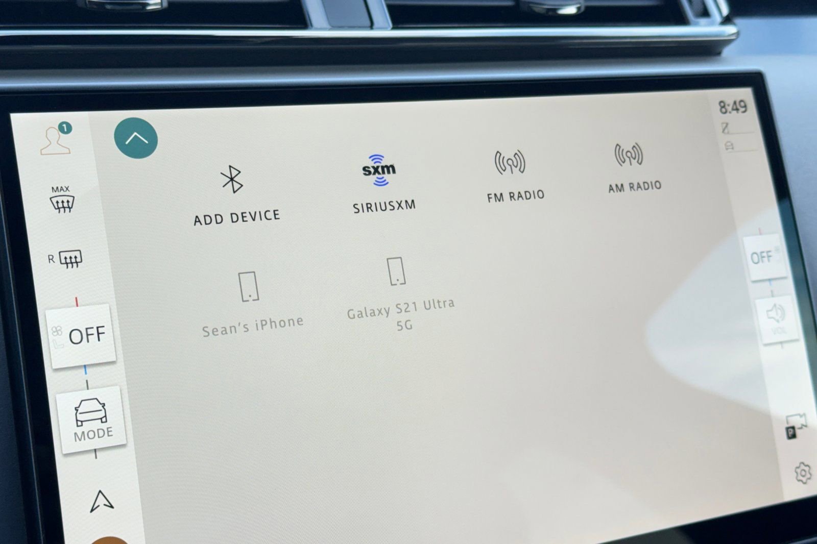 Used 2025 Land Rover Range Rover Velar Dynamic SE image 21