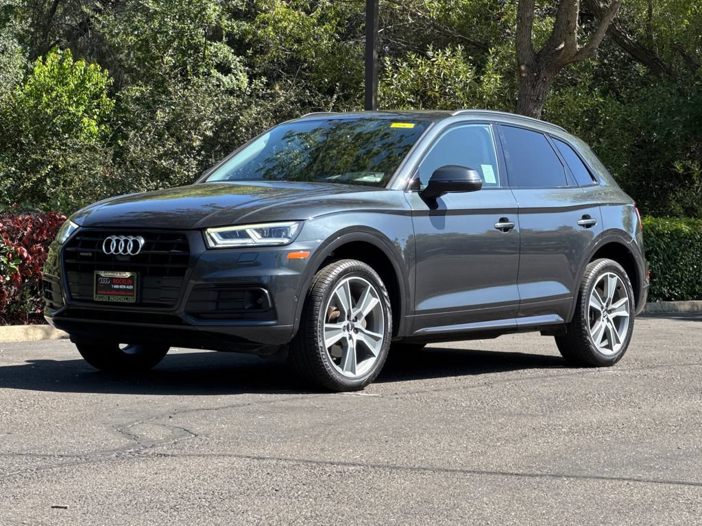 Used 2020 Audi Q5 Prestige w/ Prestige Package AWD/4WD image 9