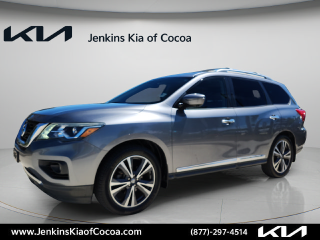 Used 2017 Nissan Pathfinder Platinum FWD image 9