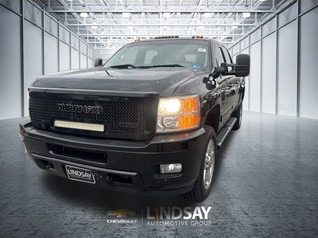 Used 2014 Chevrolet Silverado 2500 LTZ w/ LTZ Plus Package image 2