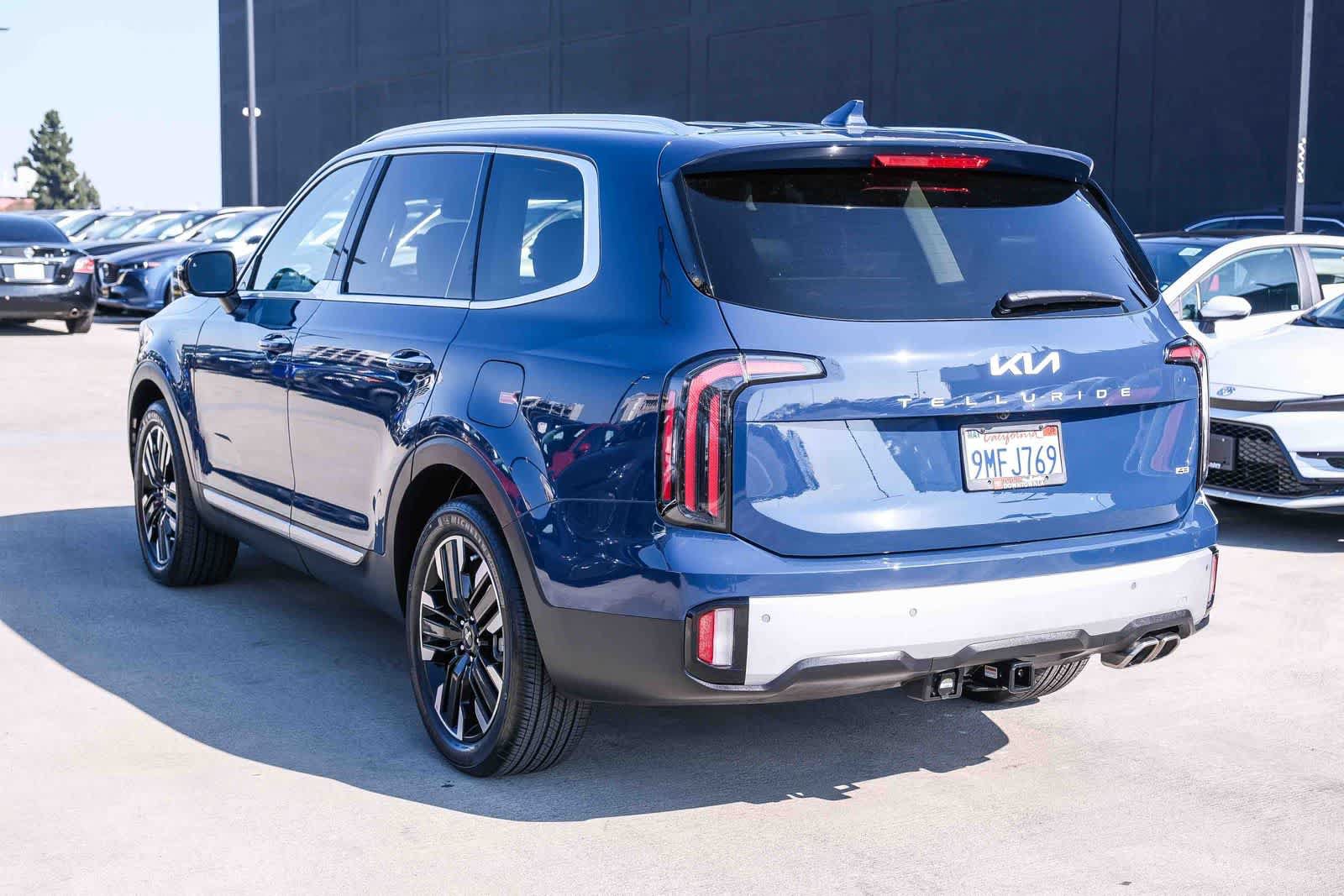 Used 2024 Kia Telluride SX w/ Towing Package AWD/4WD image 4