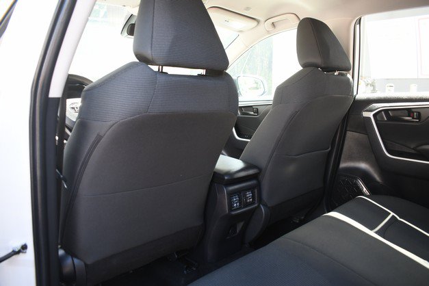 Certified 2024 Toyota RAV4 LE AWD/4WD image 21