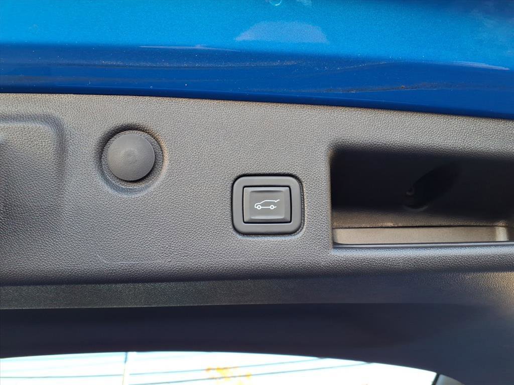 Used 2024 Chevrolet Equinox LT w/ LPO, Floor Liner Package image 6