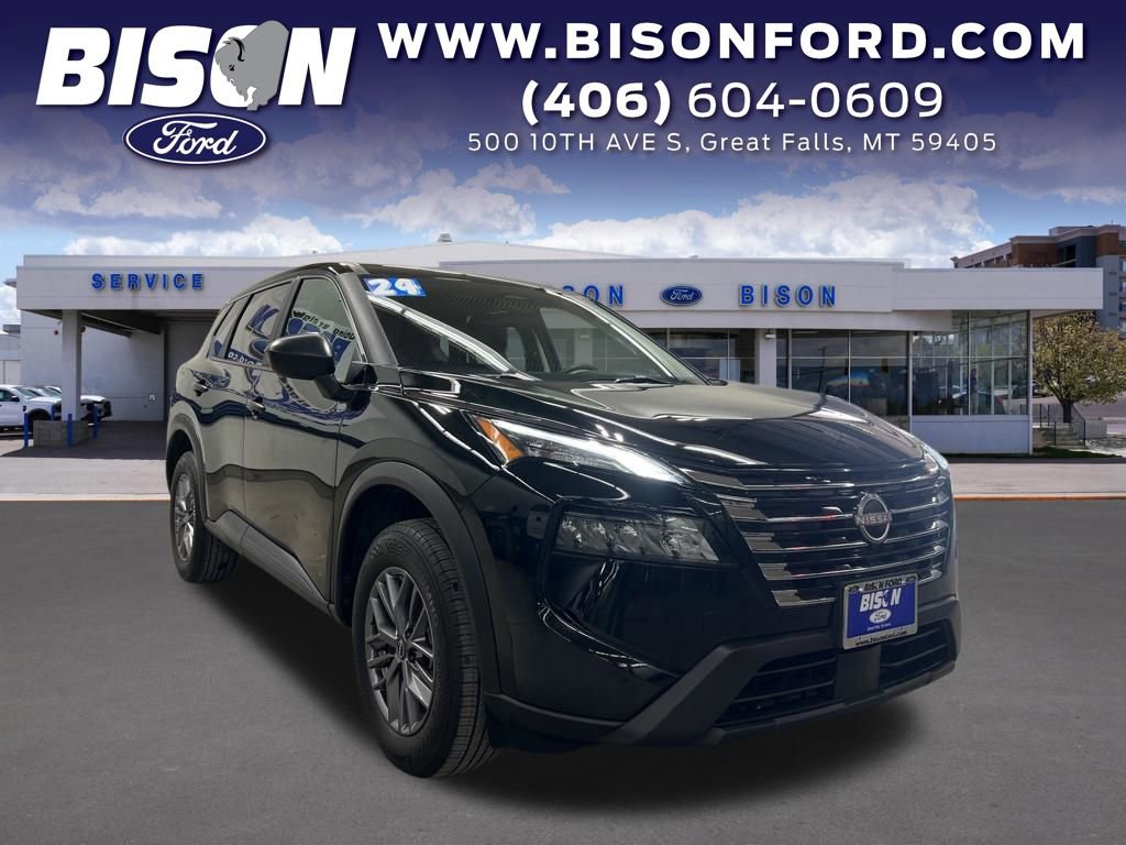 Used 2024 Nissan Rogue S image 1
