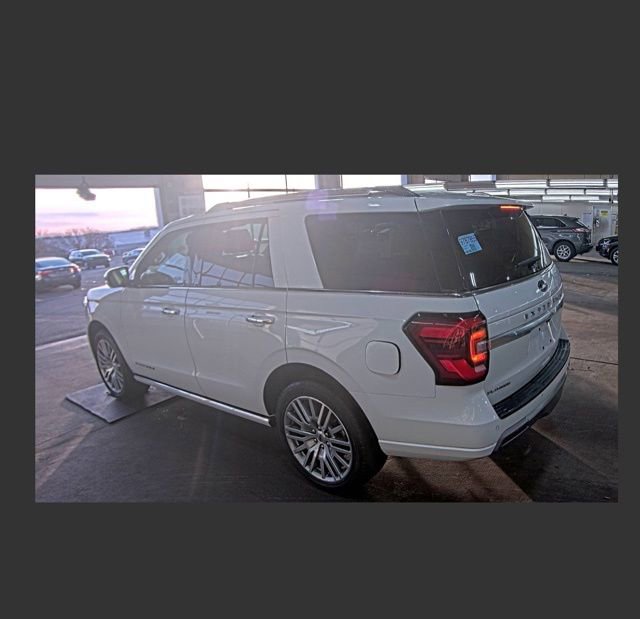 Used 2022 Ford Expedition Platinum image 11