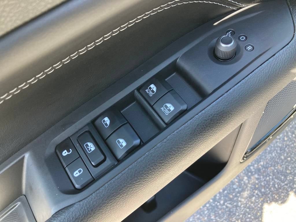 New 2024 Jeep Compass Limited w/ High Altitude Package AWD/4WD image 12
