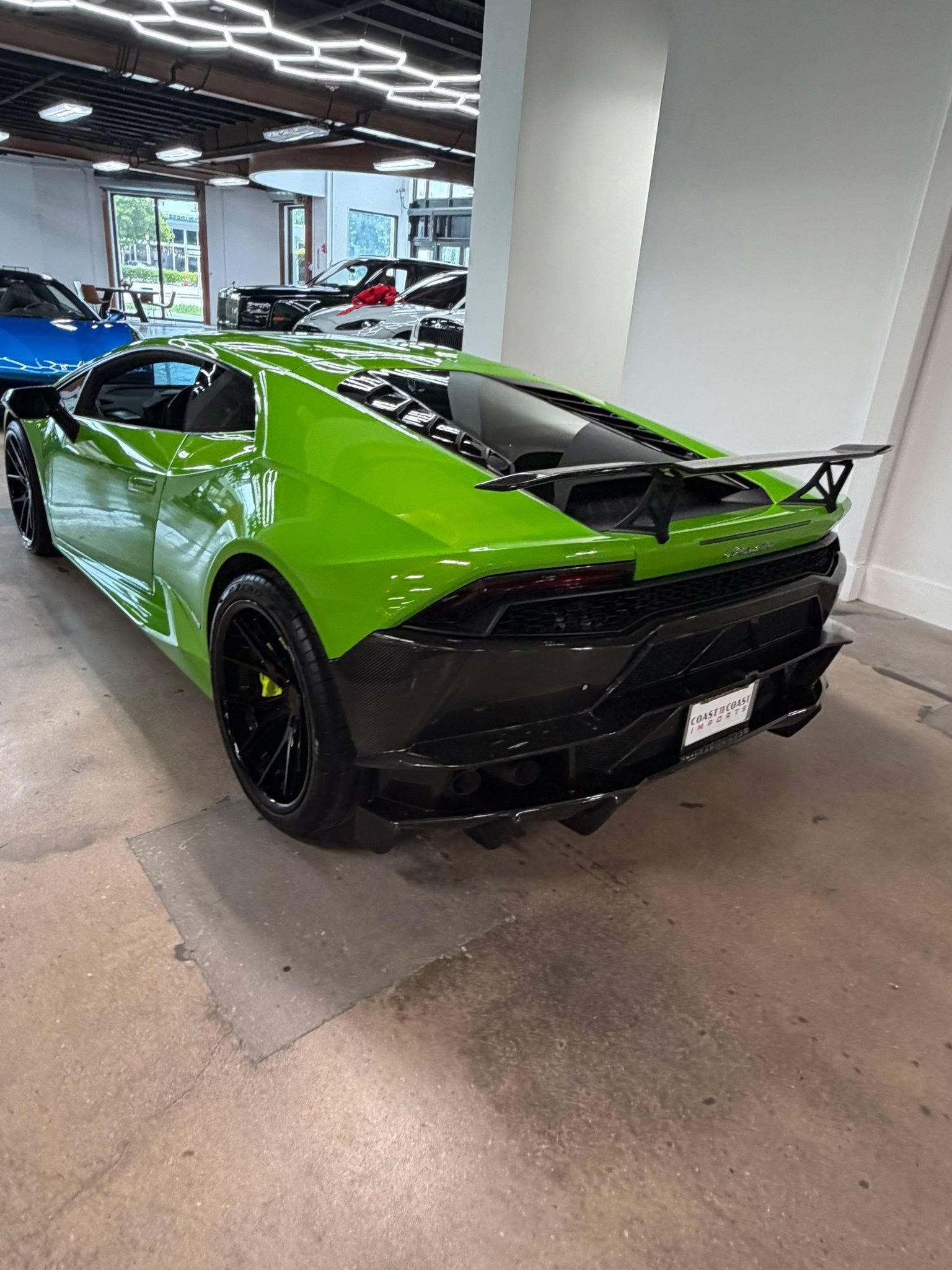 Used 2015 Lamborghini Huracan LP 610-4 AWD/4WD image 6