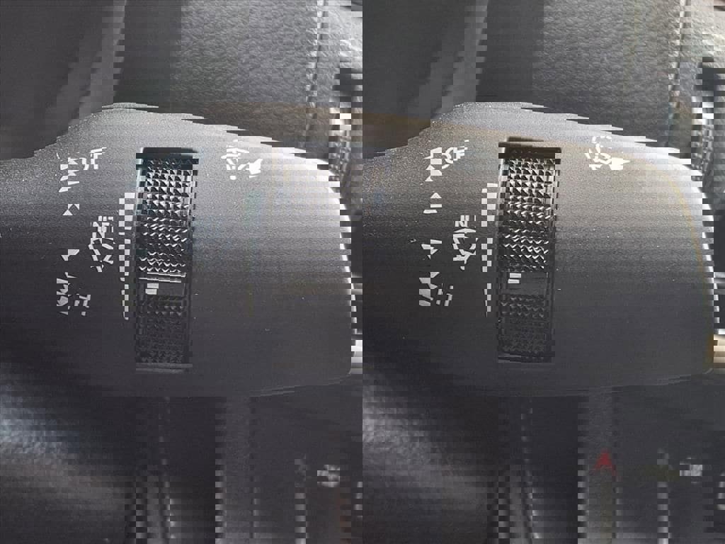 Used 2015 Lexus RC 350 w/ F Sport w/Summer Tires image 14