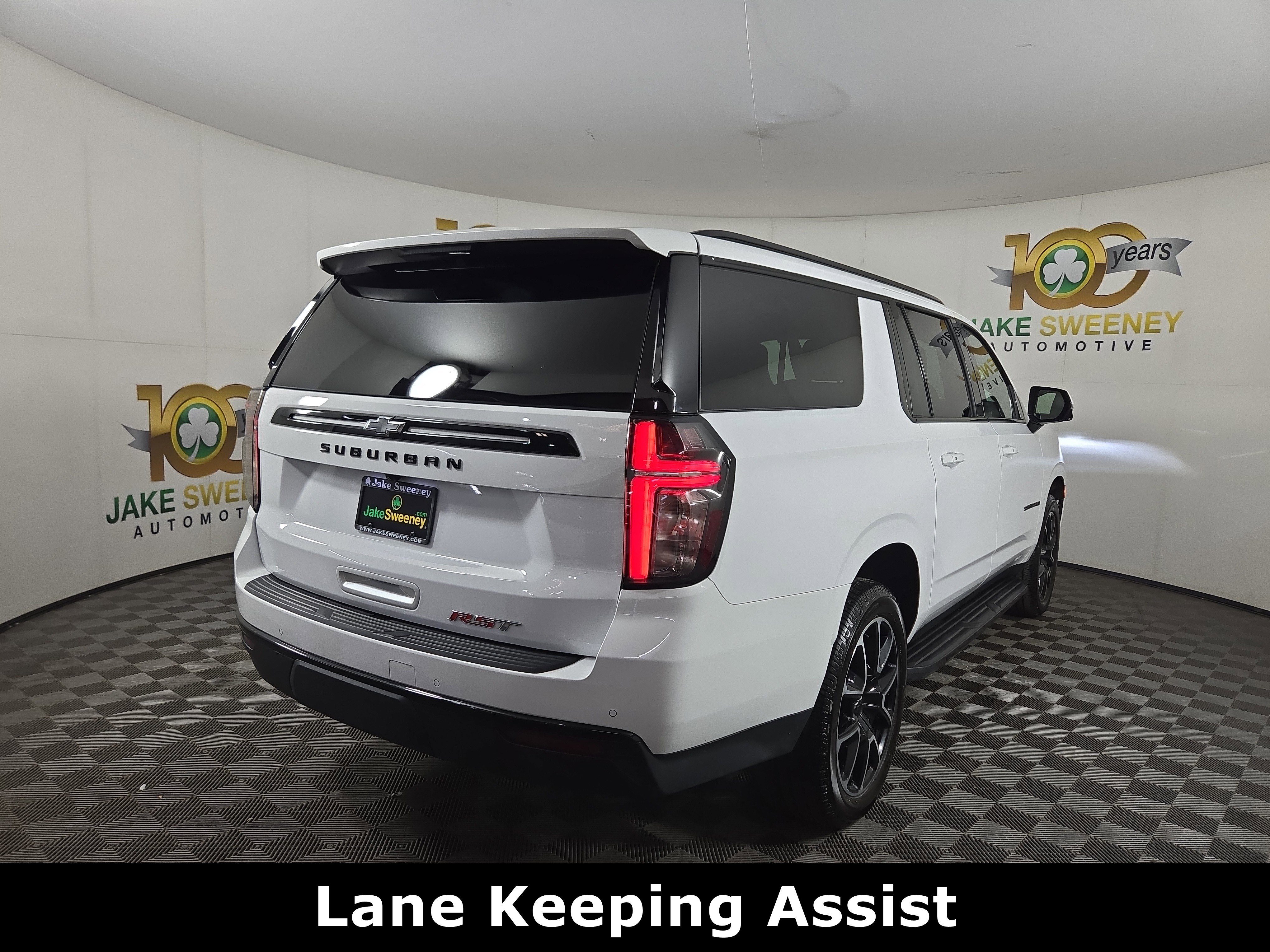 Certified 2024 Chevrolet Suburban RST w/ Luxury Package image 9