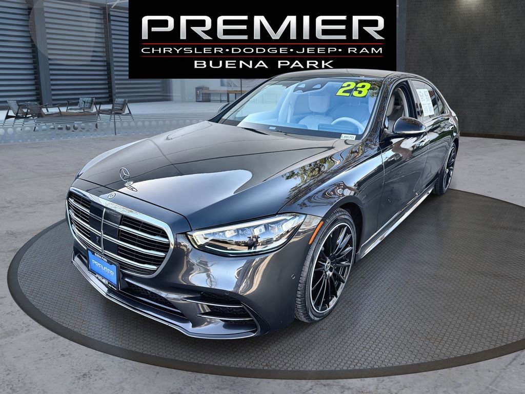 Used 2023 Mercedes-Benz S 500 4MATIC image 1