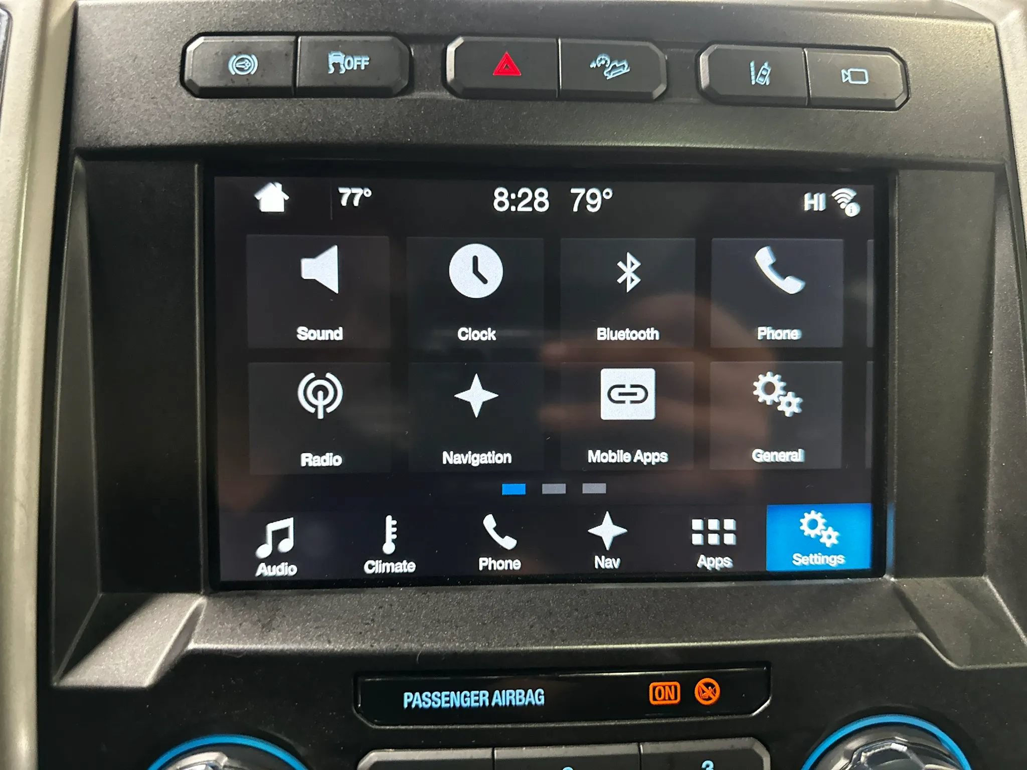 Used 2017 Ford F250 Lariat w/ Lariat Ultimate Package AWD/4WD image 41