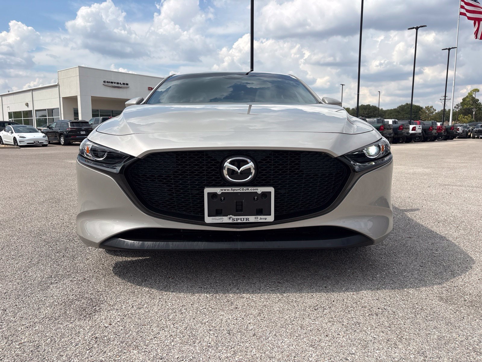Used 2024 MAZDA MAZDA3 s FWD image 9