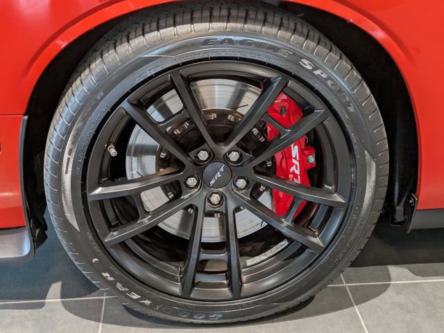 Used 2023 Dodge Challenger SRT Hellcat RWD image 8