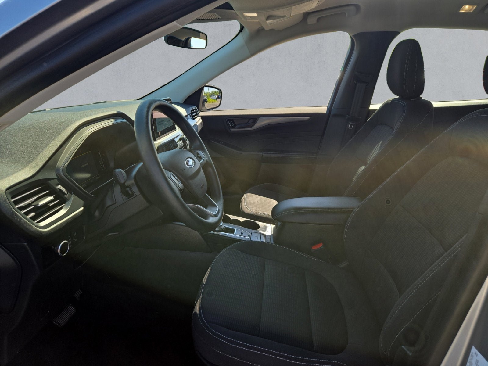 Used 2023 Ford Escape AWD image 11