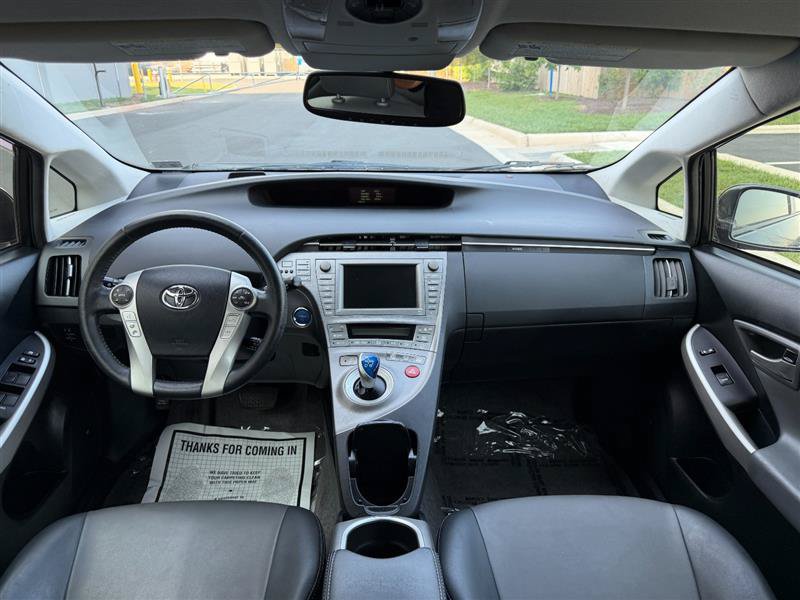 Used 2015 Toyota Prius Five w/ Advanced Technology Package FWD image 36
