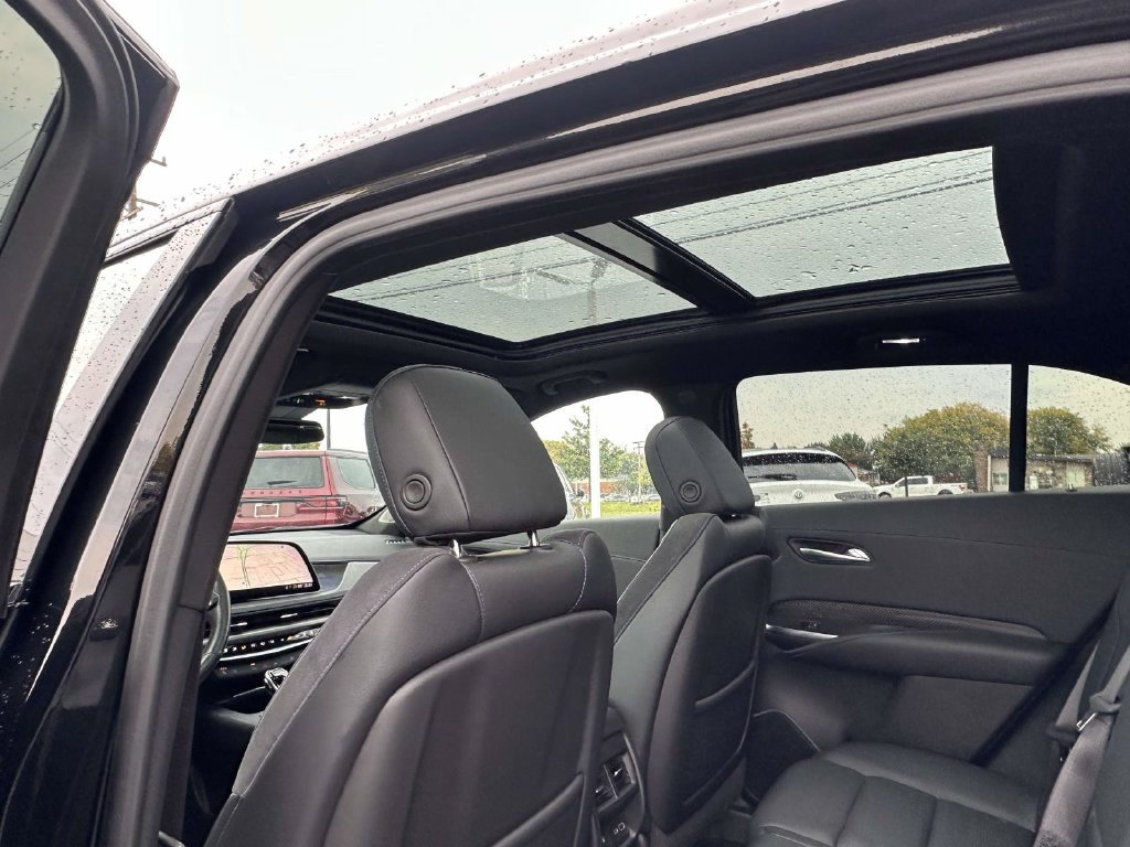 Used 2024 Cadillac XT4 Sport AWD/4WD image 16