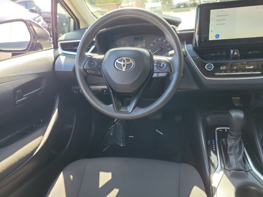 Used 2025 Toyota Corolla LE w/ LE Premium Package FWD image 12