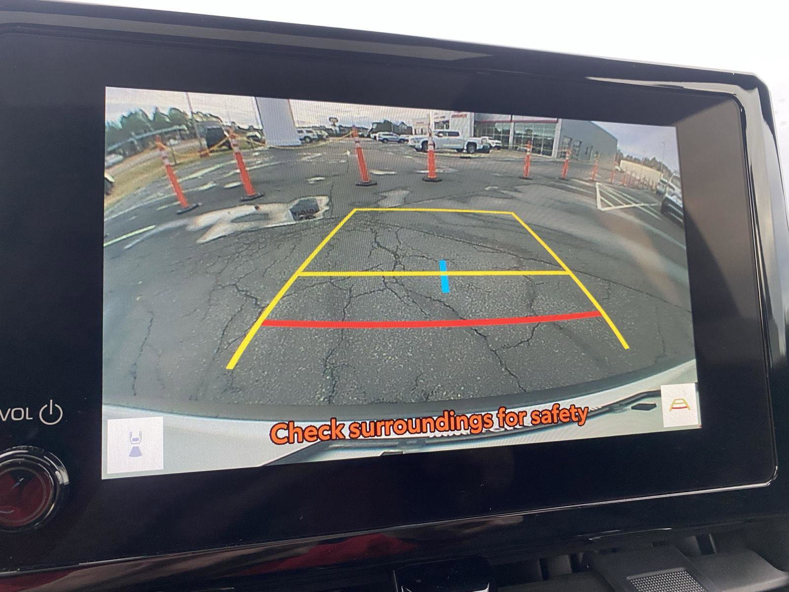 Used 2024 Toyota Corolla Cross AWD Hybrid w/ Convenience Package image 27