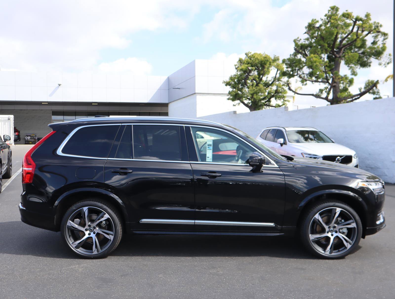 Certified 2024 Volvo XC90 B6 Ultimate image 15