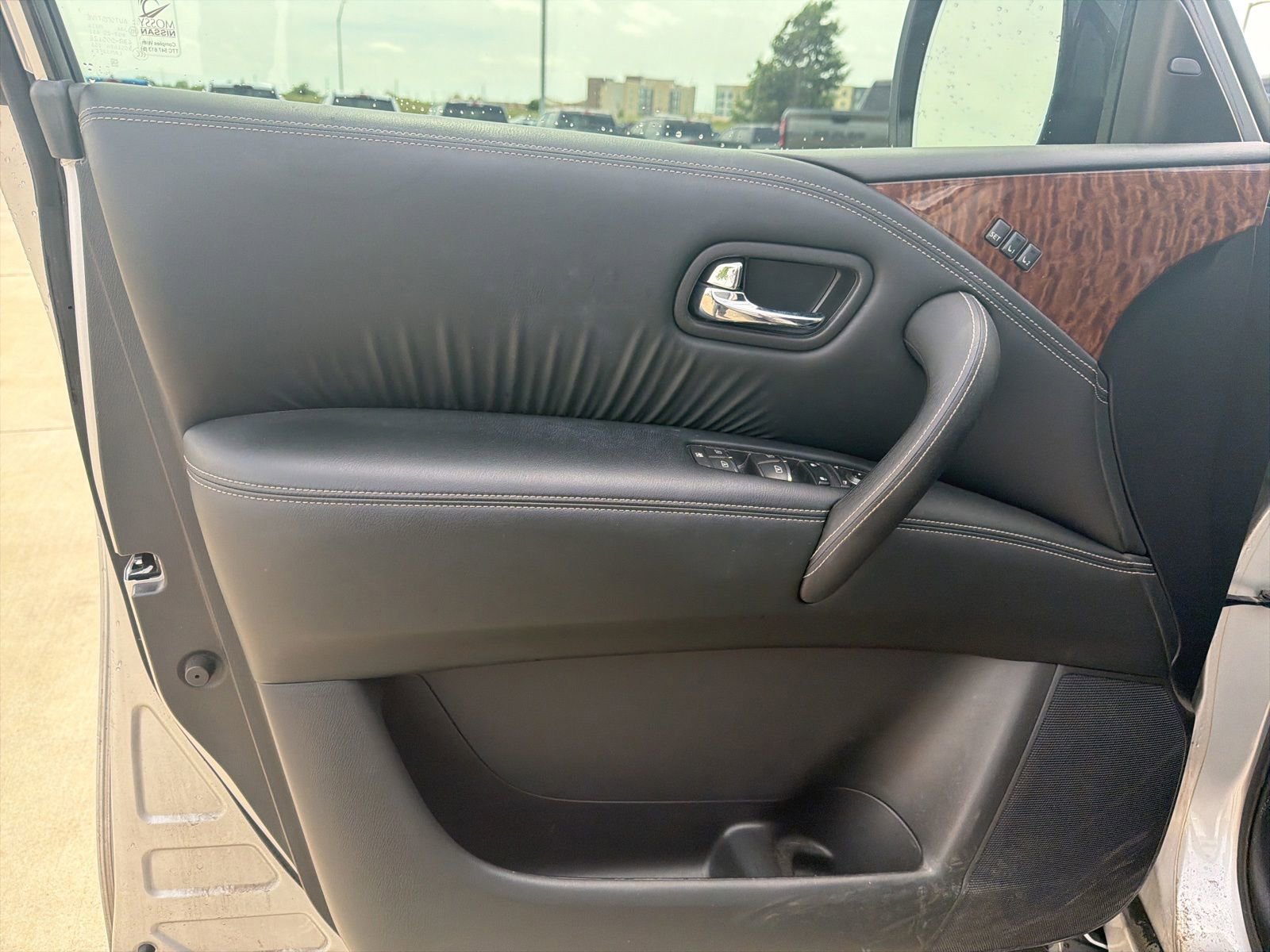 Used 2020 Nissan Armada SL w/ Premium Package RWD image 12