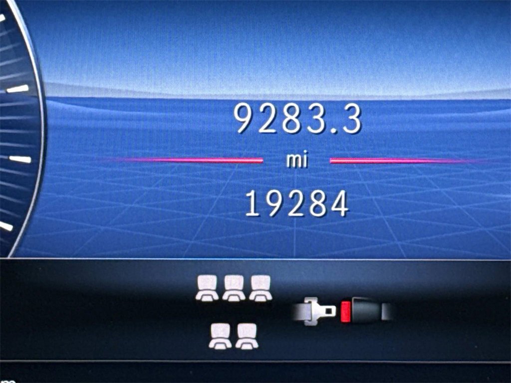 Used 2024 Mercedes-Benz GLS 450 4MATIC image 19