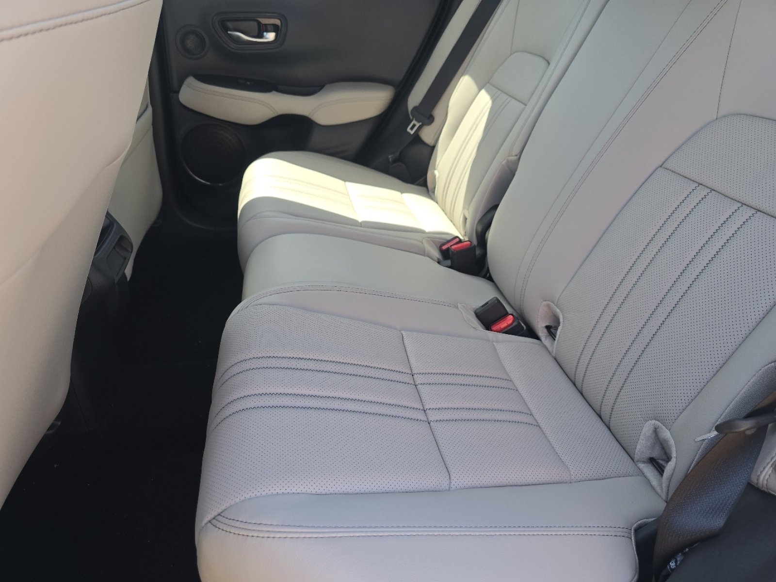 New 2027 Honda HR-V EX-L image 21