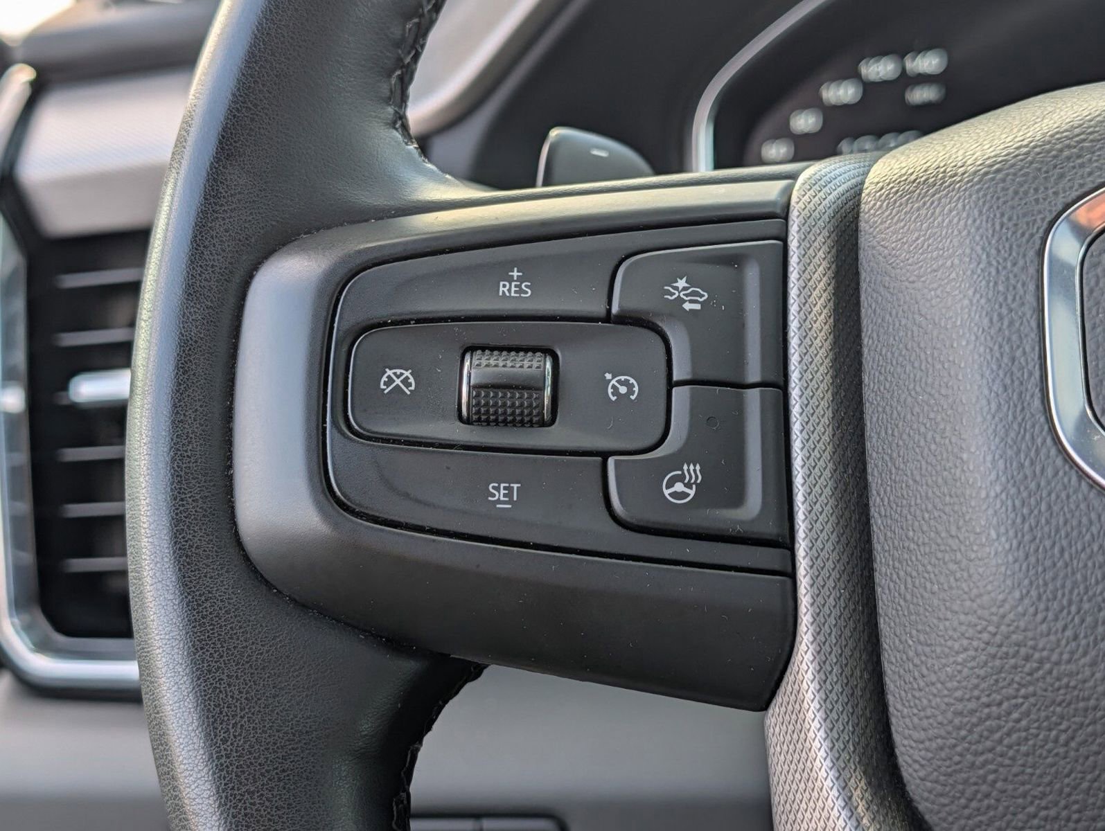 Used 2024 GMC Sierra 1500 Denali w/ Technology Package image 37