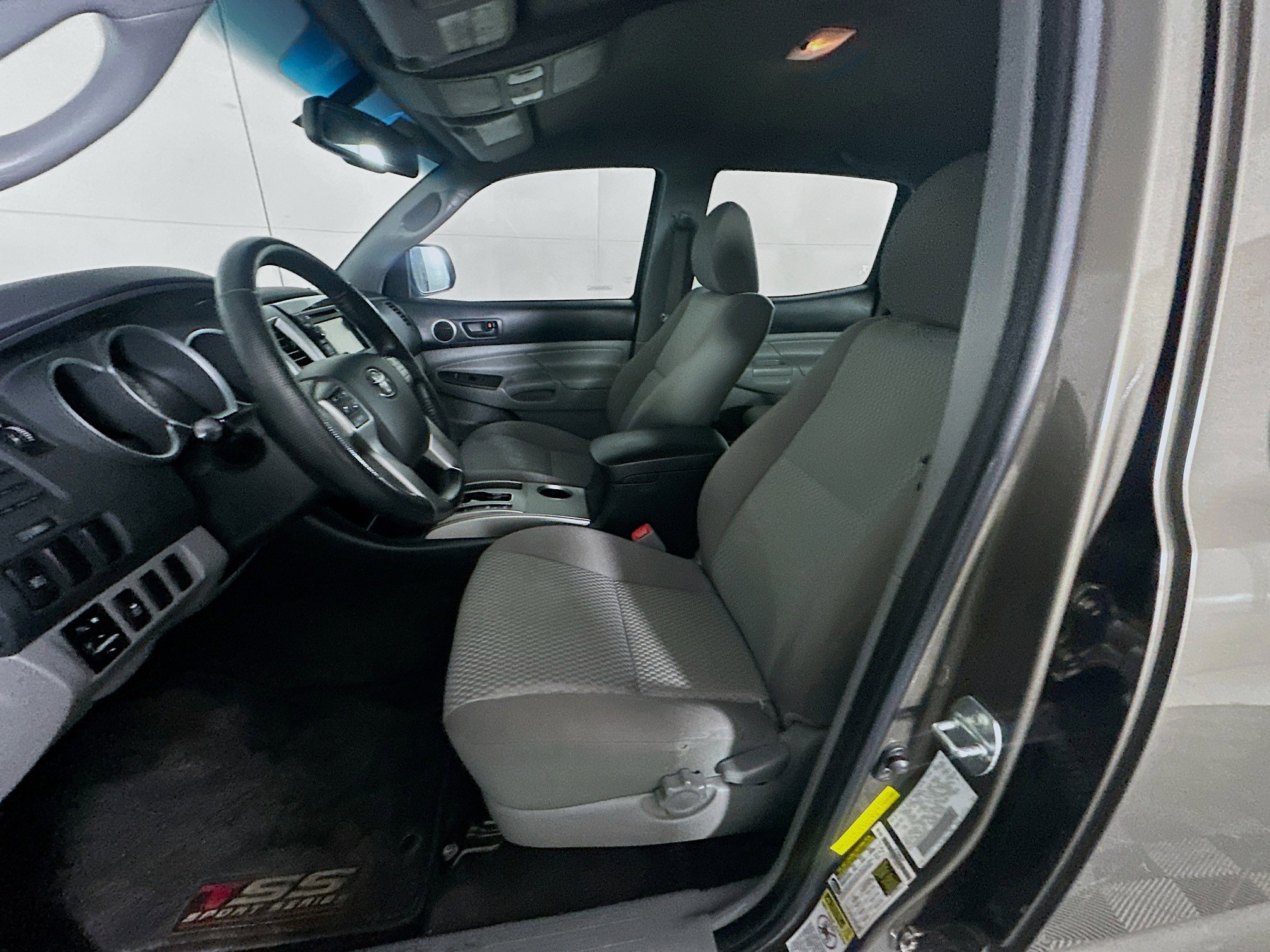 Used 2013 Toyota Tacoma PreRunner w/ SR5 Pkg image 13