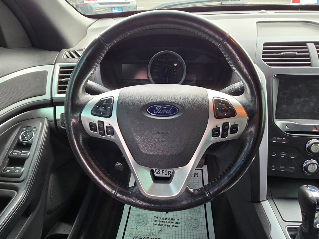 Used 2012 Ford Explorer XLT FWD image 12