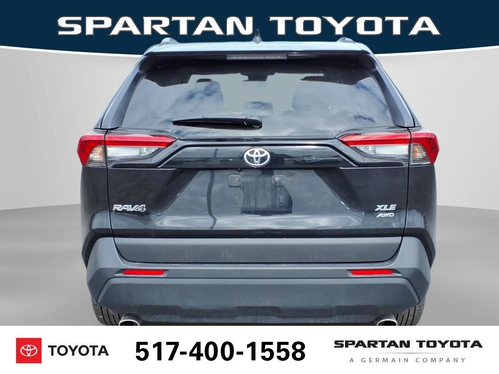 Used 2025 Toyota RAV4 XLE image 8