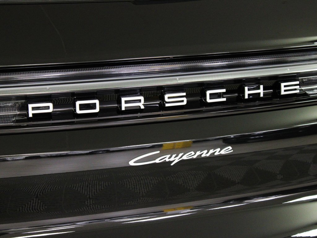 New 2026 Porsche Cayenne image 13