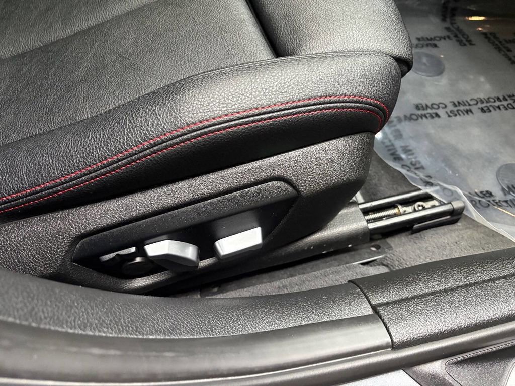 Used 2018 BMW 330i Sedan image 43