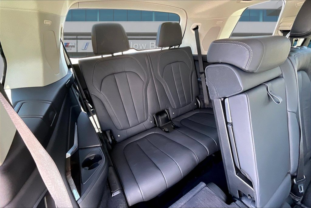 Used 2020 BMW X7 xDrive40i w/ Premium Package AWD/4WD image 26