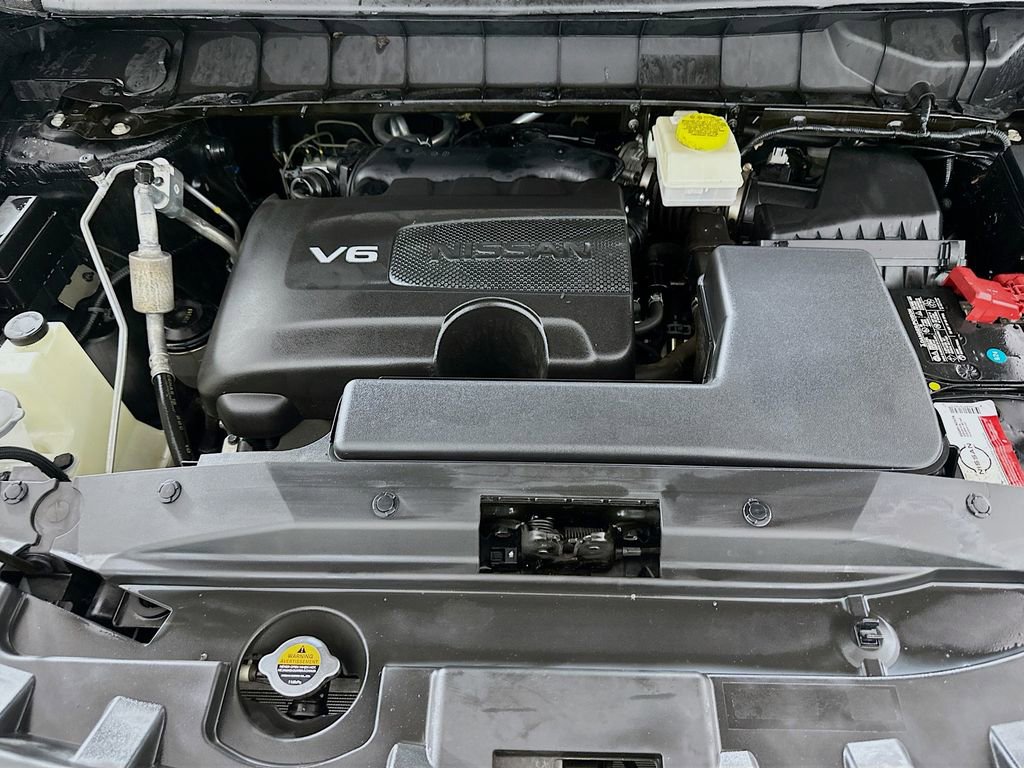 Used 2022 Nissan Pathfinder SV w/ SV Black Package image 31