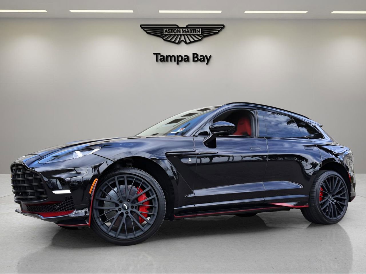 Used 2024 Aston Martin DBX 707