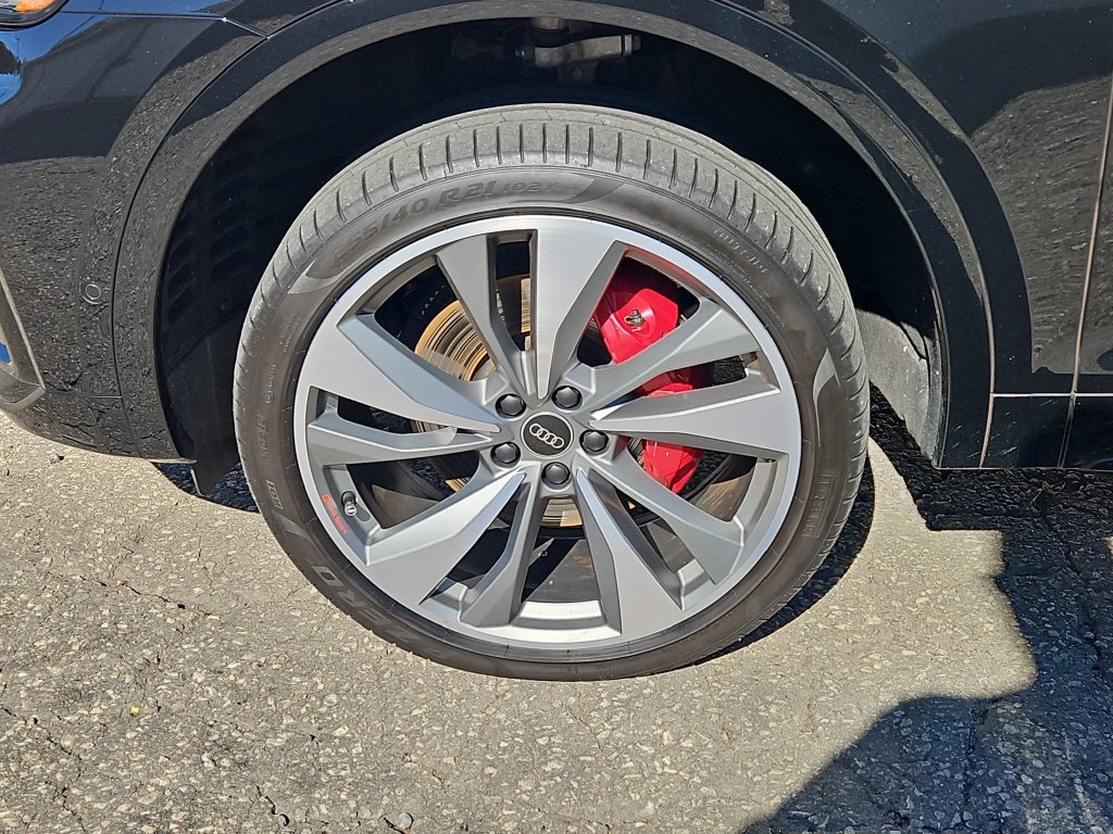 Certified 2024 Audi SQ5 Prestige w/ Prestige Package AWD/4WD image 7