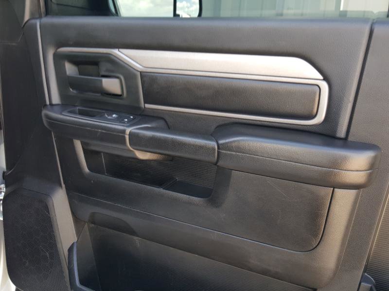 Used 2020 RAM 2500 Tradesman w/ Chrome Appearance Group image 21