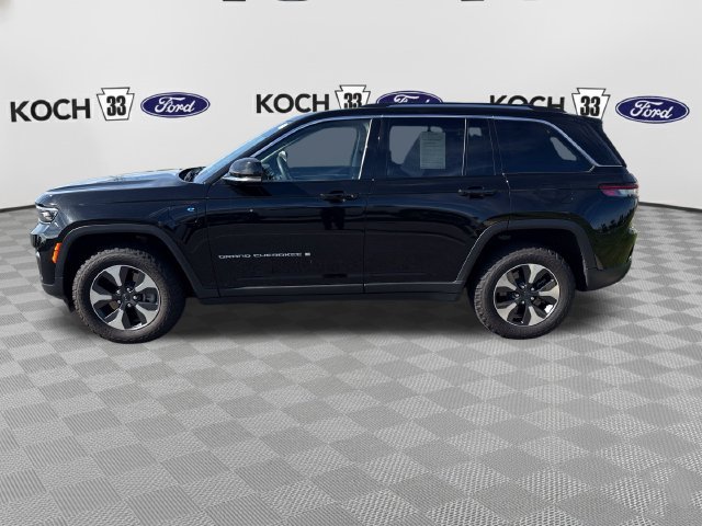Used 2023 Jeep Grand Cherokee 4WD 4xe image 4
