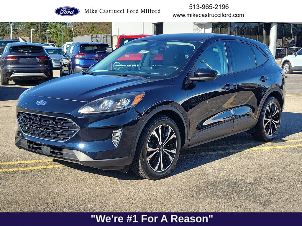 Used 2021 Ford Escape SE w/ SE Sport Appearance Package FWD image 1